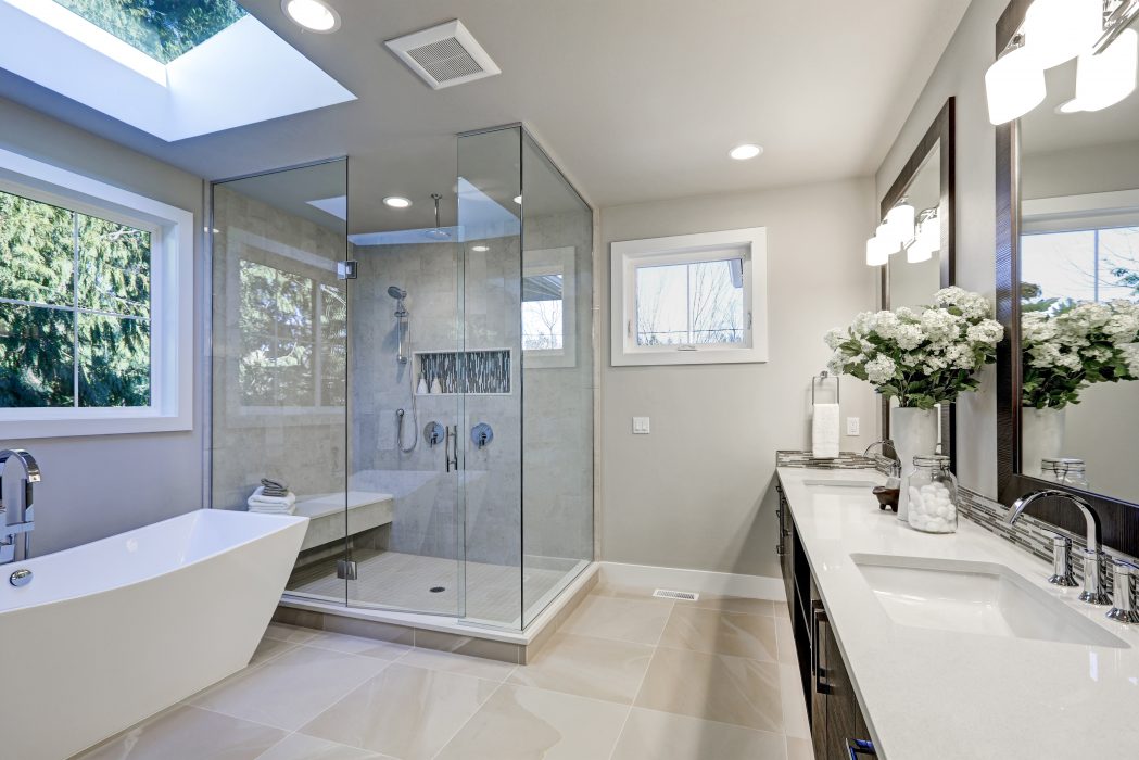 JC Glass Bathroom 4 E1505378164188