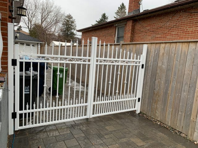 Aluminum Double Gate White