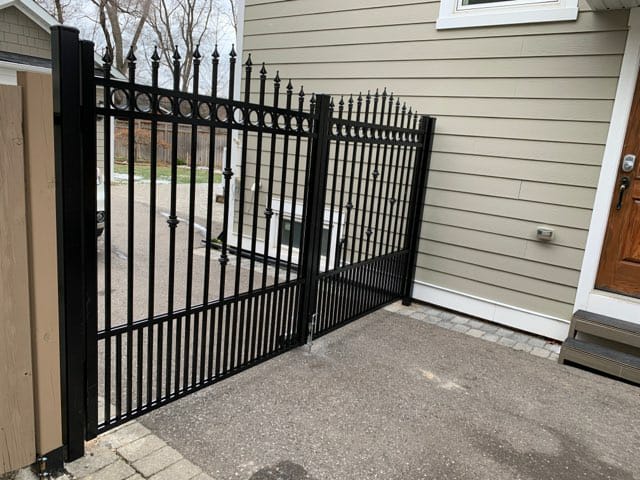Aluminum Double Gate