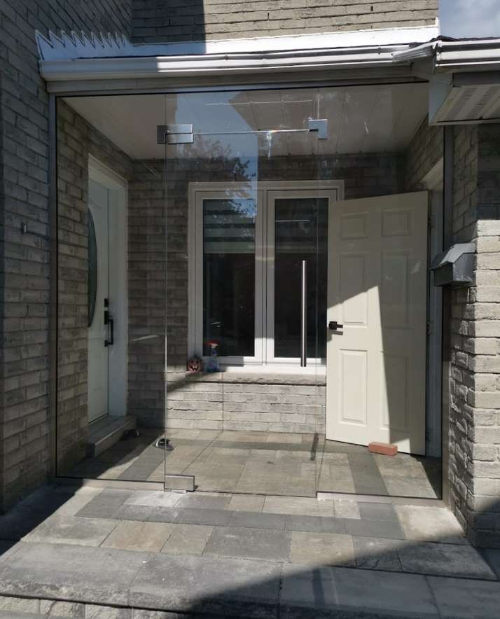 Best Porch Enclosures Installation Toronto